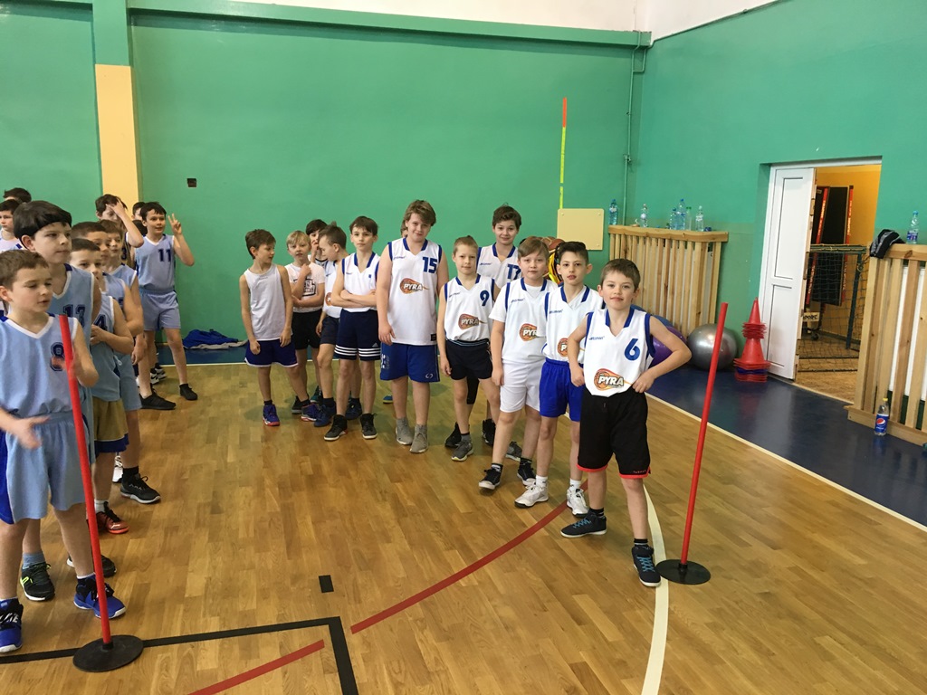 Turniej klas 4 -2.JPG